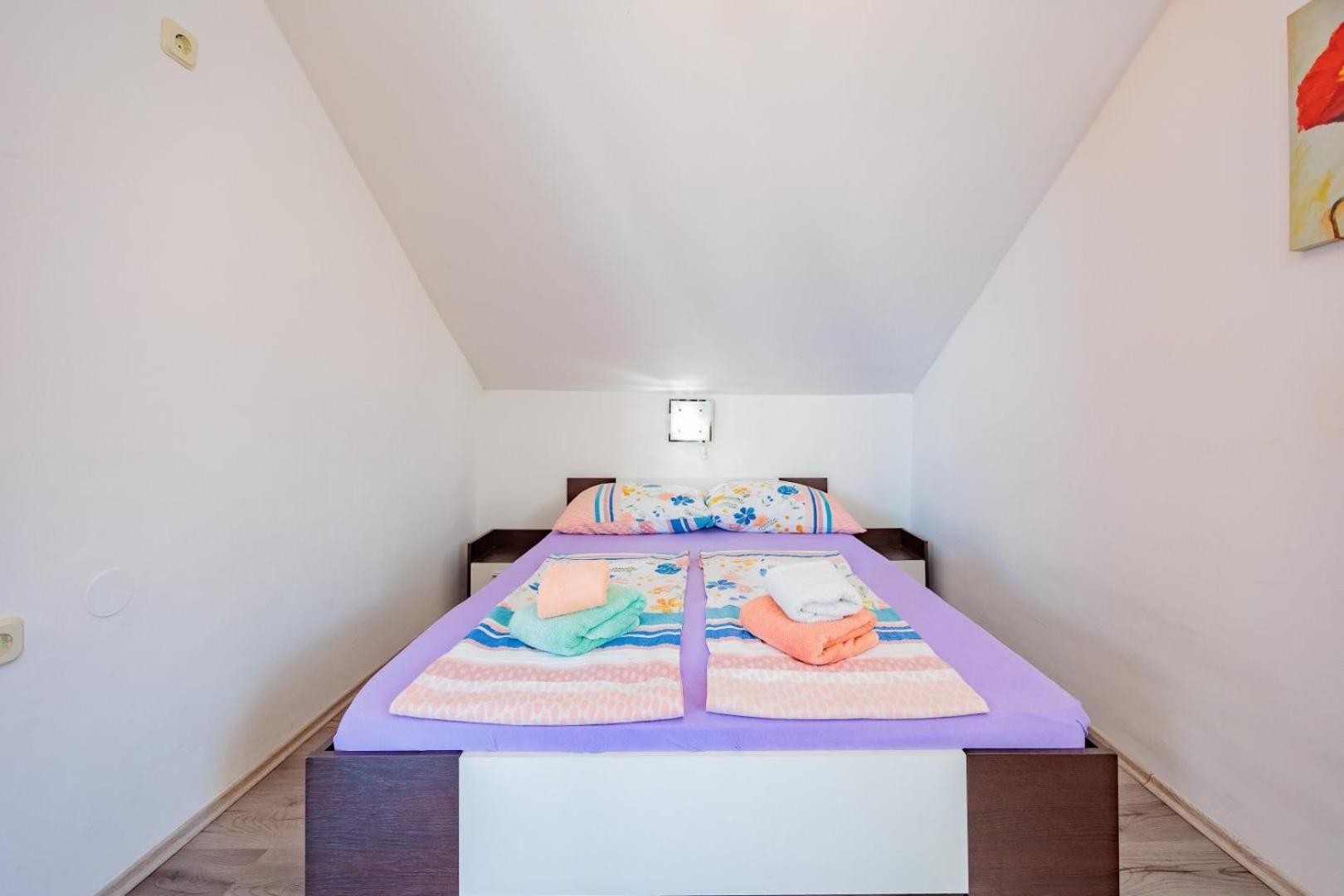 Crowonder Lucky Holiday House With Pool And Patio 30 Meters From The Beach ザダル エクステリア 写真